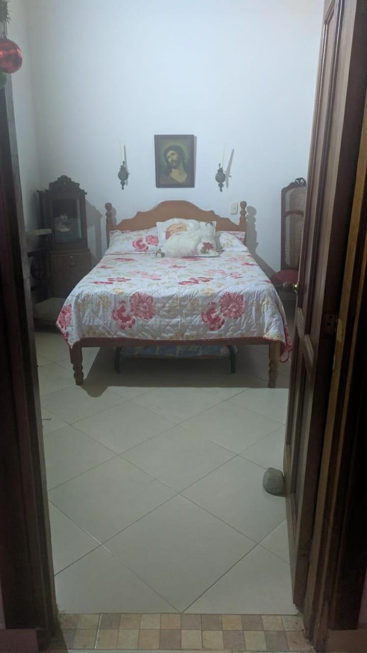 Hostal Famihotel Fundadores Jardín Εξωτερικό φωτογραφία