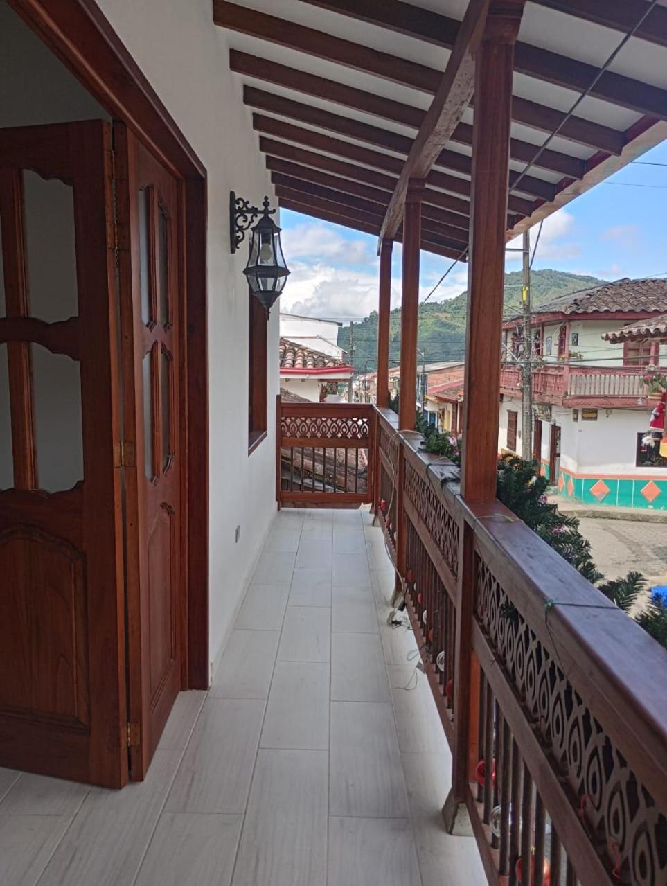 Hostal Famihotel Fundadores Jardín Εξωτερικό φωτογραφία