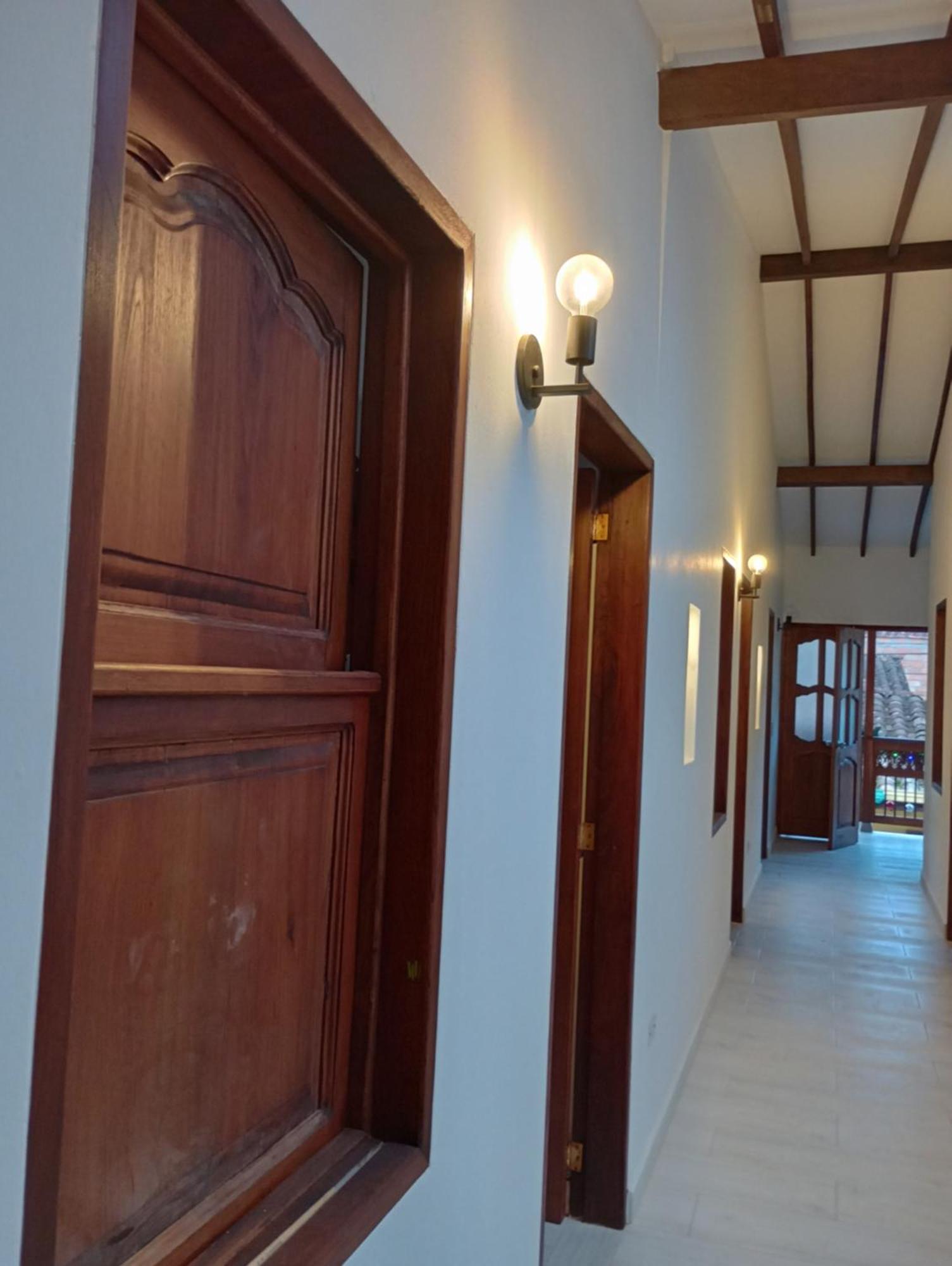Hostal Famihotel Fundadores Jardín Εξωτερικό φωτογραφία