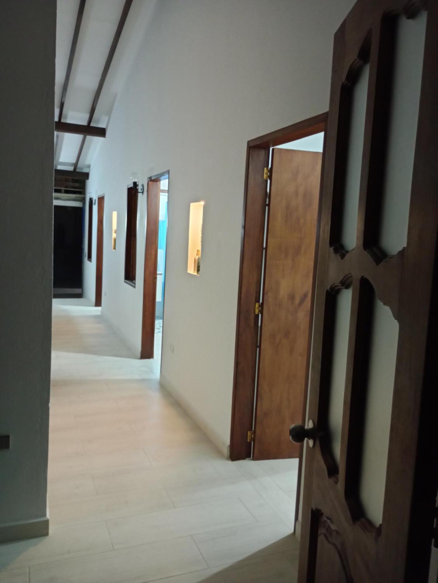 Hostal Famihotel Fundadores Jardín Εξωτερικό φωτογραφία